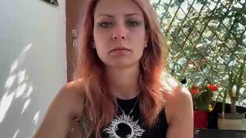 Snapshot of karoline121 chatting on June 17, 7:33 am karoline121 online show from June 17, 7:33 am