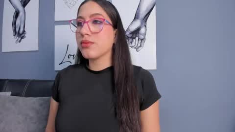 Snapshot of karoline21_ chatting on September 9, 12:26 pm Karoline online show from September 9, 12:26 pm
