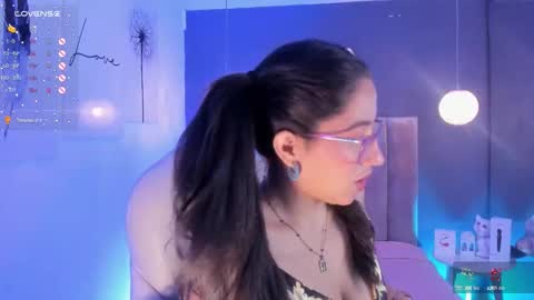Snapshot of karoline21_ chatting on October 2, 1:40 pm Karoline online show from October 2, 1:40 pm