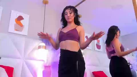 karoline_lux online show from March 12, 5:46 am
