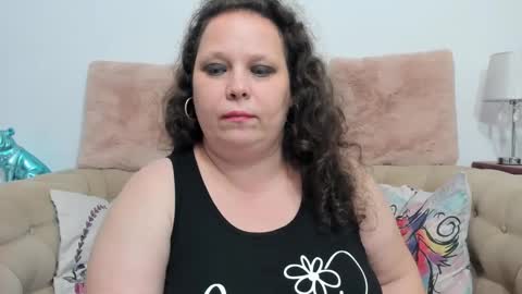 Snapshot of karolinejoyy chatting on December 8, 11:29 pm KarolineJoyy online show from December 8, 11:29 pm