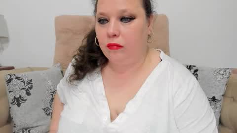 Snapshot of karolinejoyy chatting on March 1, 7:38 pm KarolineJoyy online show from March 1, 7:38 pm