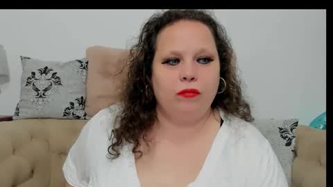 Snapshot of karolinejoyy chatting on April 1, 7:11 pm KarolineJoyy online show from April 1, 7:11 pm