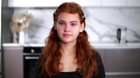 lina online show from November 20, 12:16 pm