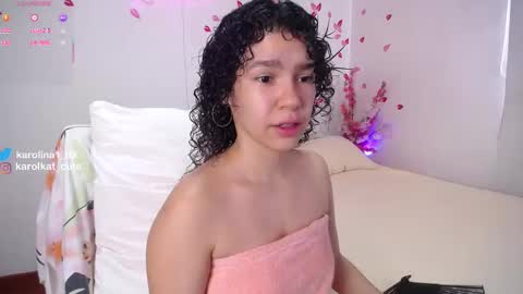 Karolina 3 online show from September 9, 1:54 pm