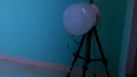Snapshot of karolsweetvagi chatting on June 4, 11:49 am karol online show from June 4, 11:49 am