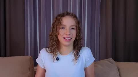 Emma online show from December 22, 1:41 pm