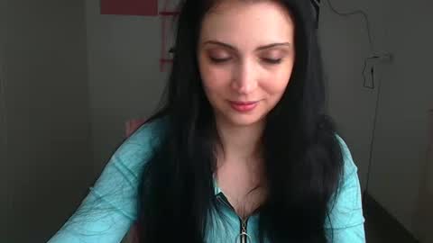 Snapshot of karyna_joy chatting on April 28, 11:26 am Karyna online show from April 28, 11:26 am
