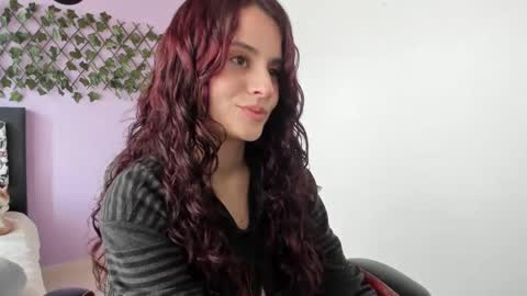 Snapshot of kassandra_james chatting on December 15, 4:59 pm kassandra james online show from December 15, 4:59 pm