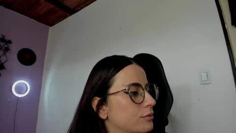 Snapshot of kassandra_james chatting on January 24, 3:02 pm kassandra james online show from January 24, 3:02 pm