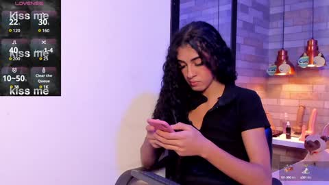 Kassandra Weked online show from December 2, 11:18 pm