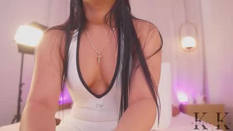 Snapshot of kassia_kim chatting on March 29, 7:52 am Kassia online show from March 29, 7:52 am