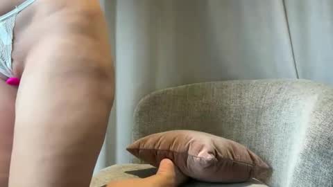 Kat online show from November 16, 11:05 am