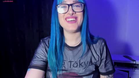 Alicia online show from December 7, 11:12 pm