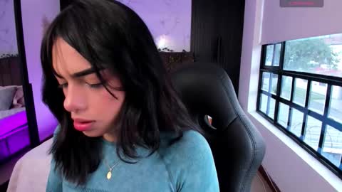 kat_blake online show from December 1, 9:09 pm