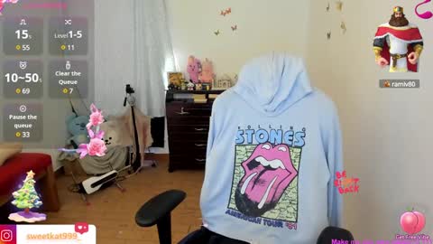 Snapshot of kat_ly_chan chatting on December 1, 7:36 pm Kat online show from December 1, 7:36 pm