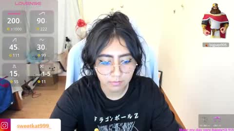 Snapshot of kat_ly_chan chatting on February 20, 2:35 pm Kat online show from February 20, 2:35 pm