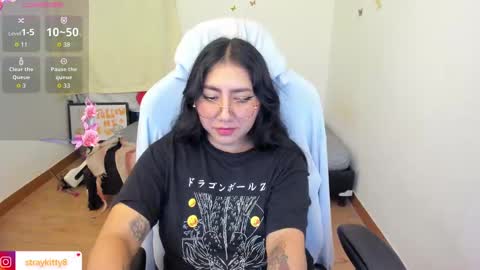 Snapshot of kat_ly_chan chatting on October 12, 3:49 am Kat online show from October 12, 3:49 am