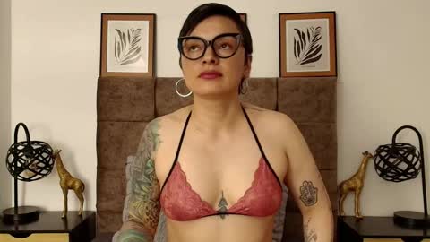 kat paradisse online show from September 22, 8:55 pm