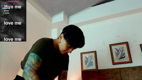 Snapshot of kat_paradisse chatting on May 30, 11:51 am kat paradisse online show from May 30, 11:51 am