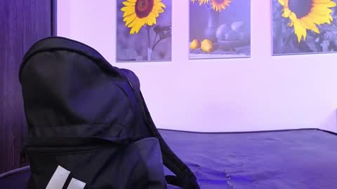 Katalina online show from March 8, 6:58 pm