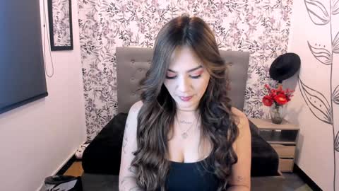 K A T A  H O O T online show from December 29, 5:10 am