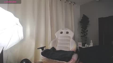 kate online show from October 17, 12:19 pm