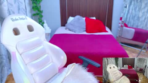 kate online show from February 23, 8:28 pm