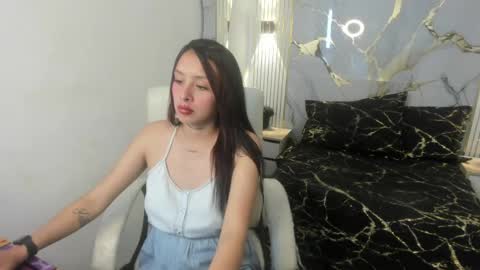 Snapshot of kataleya_bella chatting on April 23, 8:00 pm kataleya_bella online show from April 23, 8:00 pm