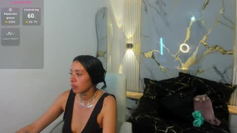 Snapshot of kataleya_bella chatting on May 23, 7:40 pm kataleya_bella online show from May 23, 7:40 pm