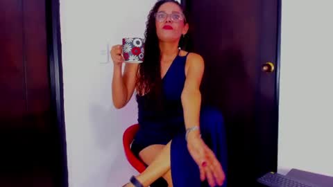 Snapshot of kataleya_saenz1 chatting on June 25, 12:42 pm kataleya online show from June 25, 12:42 pm
