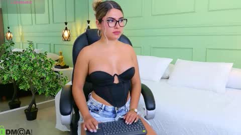 Kat online show from March 13, 12:01 pm