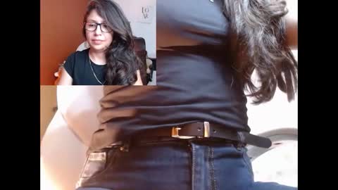 Snapshot of katalina_dm chatting on February 12, 1:52 am Katalina online show from February 12, 1:52 am