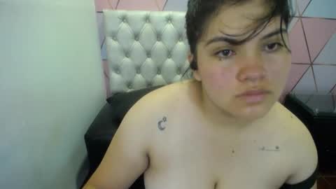 katalina santana25 online show from December 15, 6:50 am