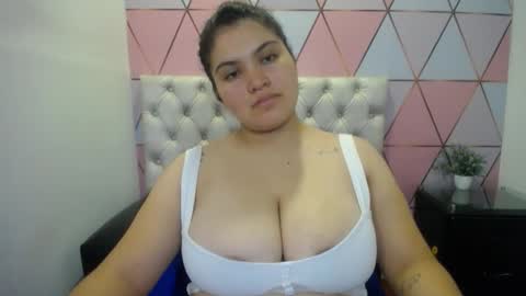 katalina santana25 online show from March 20, 8:03 pm