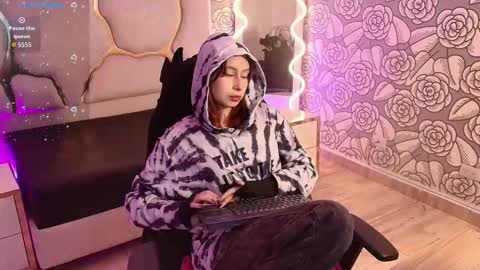 katana_tay online show from November 8, 12:16 pm