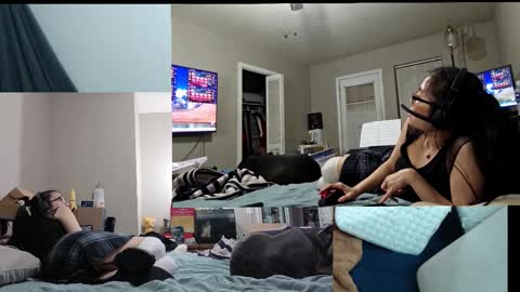 Kat and Crown online show from March 21, 1:43 am