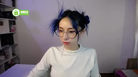 Snapshot of katara_a chatting on May 9, 2:11 pm Maca online show from May 9, 2:11 pm