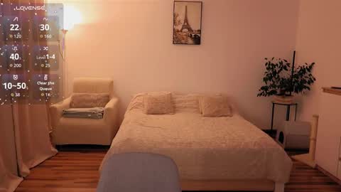 kate124680 online show from January 11, 10:37 pm