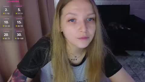 Snapshot of kate__walker chatting on June 24, 5:17 am Kate online show from June 24, 5:17 am