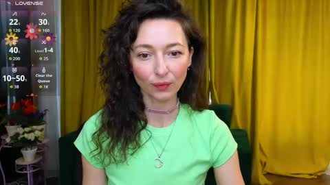 Snapshot of kate_millersi chatting on May 13, 11:29 am Kare online show from May 13, 11:29 am