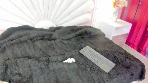 kate online show from February 10, 1:48 pm