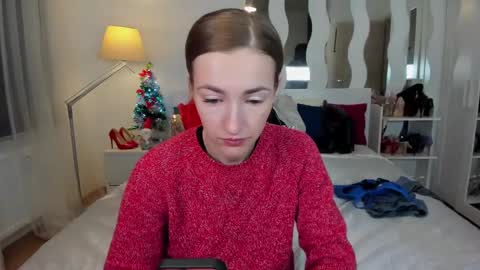 kate_redgar online show from January 17, 10:33 am