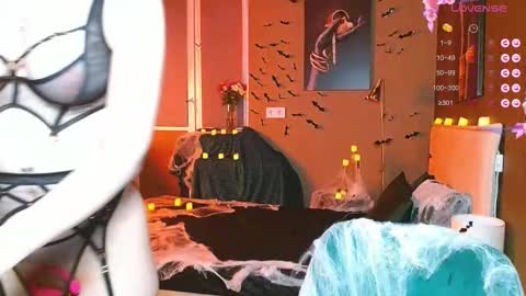 Therapist online show from October 30, 7:58 pm