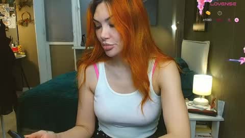 Snapshot of kate_space chatting on May 17, 8:05 pm Therapist online show from May 17, 8:05 pm