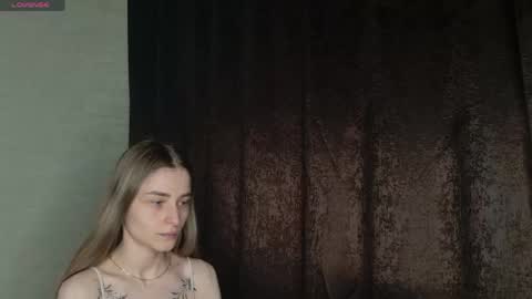 Snapshot of kate_swon chatting on May 25, 2:28 am Kate online show from May 25, 2:28 am