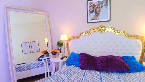 katee Martinez online show from November 4, 7:46 pm