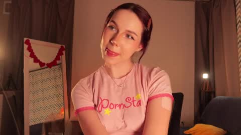 Kate online show from April 4, 8:45 am