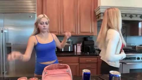 kateharperr online show from January 9, 7:04 pm