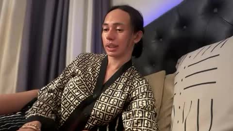 katetelmo  - Insta online show from December 9, 10:52 pm